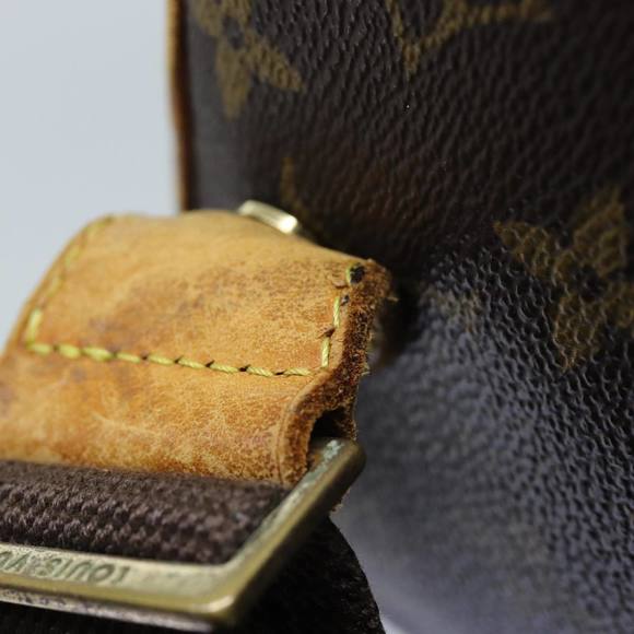 LOUIS VUITTON Monogram Pochette Gange Shoulder Bag M51870 LV Auth 72329 - Picture 9 of 16